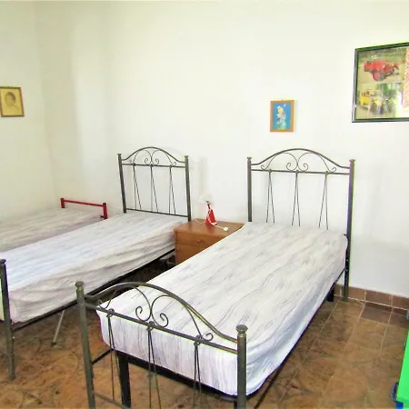 Дом отдыха Ecla 2 *